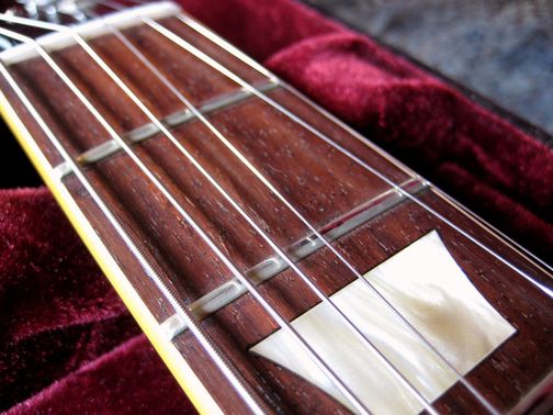Gibson Les Paul R4 Oxblood, frettes