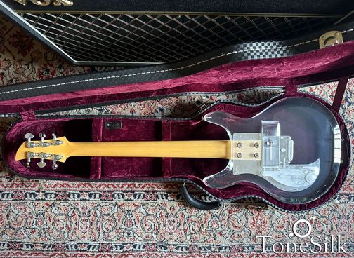 Ampeg ADA6 back