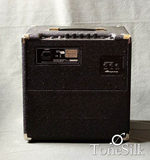 ampeg ba110 back