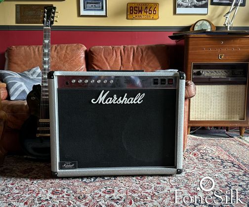 Marshall 2558 front