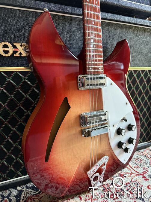 Rickenbacker 330 FG